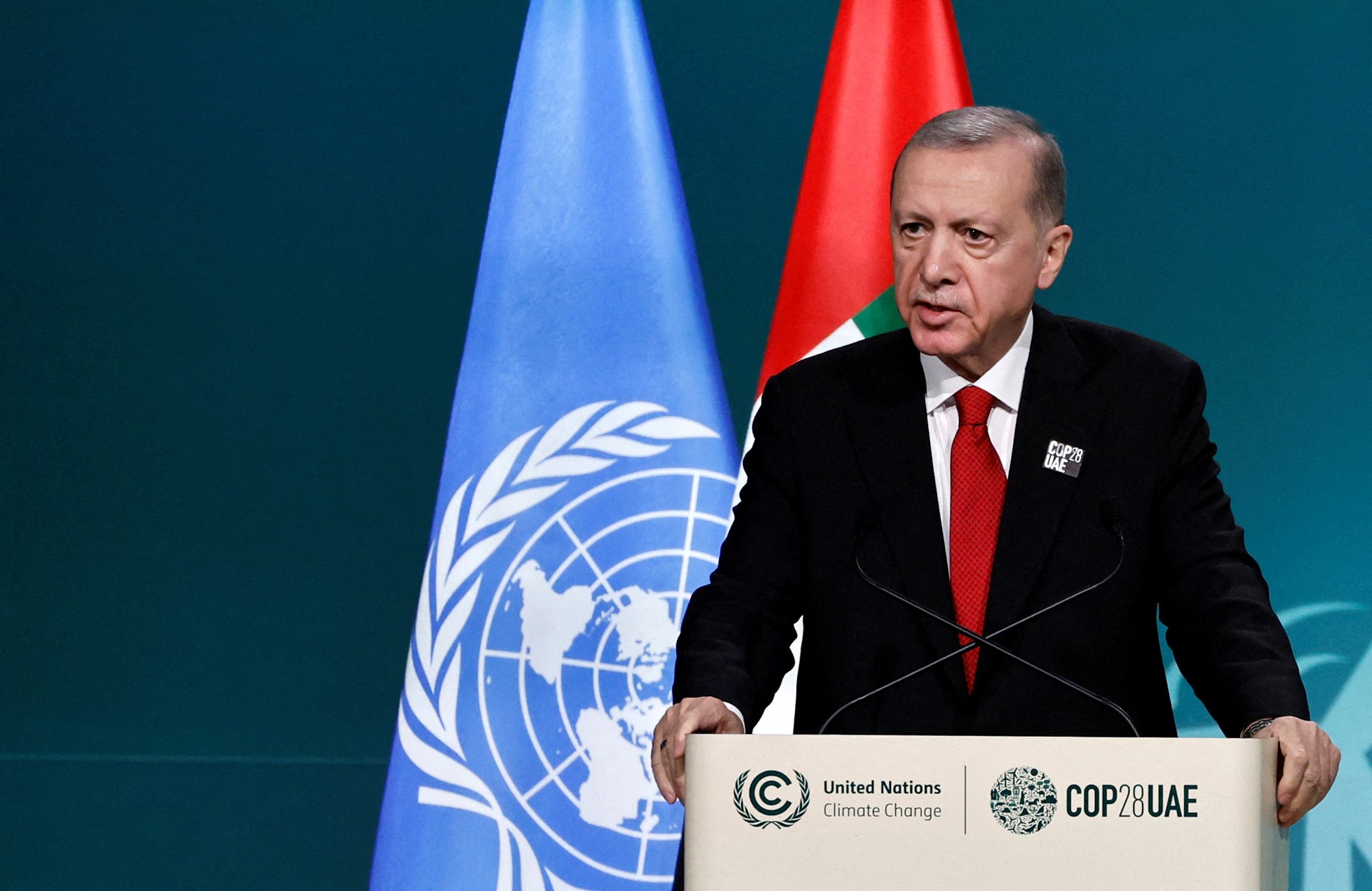 Turkish madman Tayyip Erdogan repeats the lie that Hamas — which recently slaughtered 1,200 innocent civilians — ‘is not a terror organization’ [Danish article, use Google Chrome for instant translation] 🤮